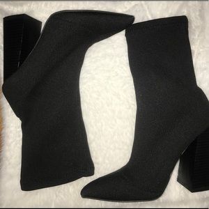 Size 5 sock heeled boots! Dollskill
